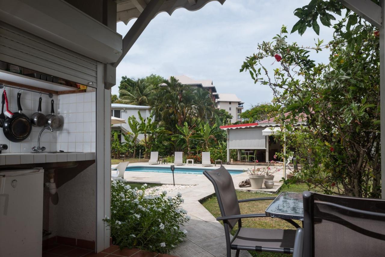Hotel Les Bananiers Le Gosier  Bagian luar foto