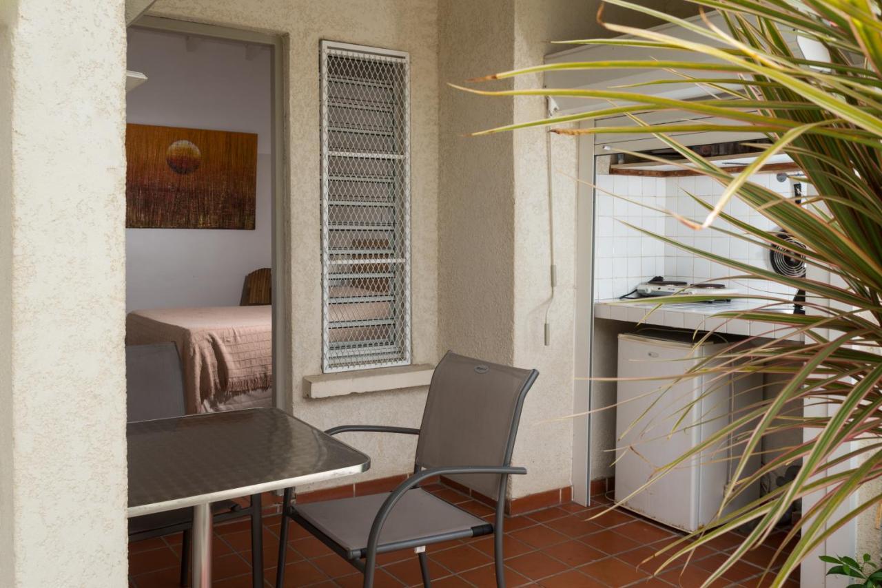 Hotel Les Bananiers Le Gosier  Bagian luar foto