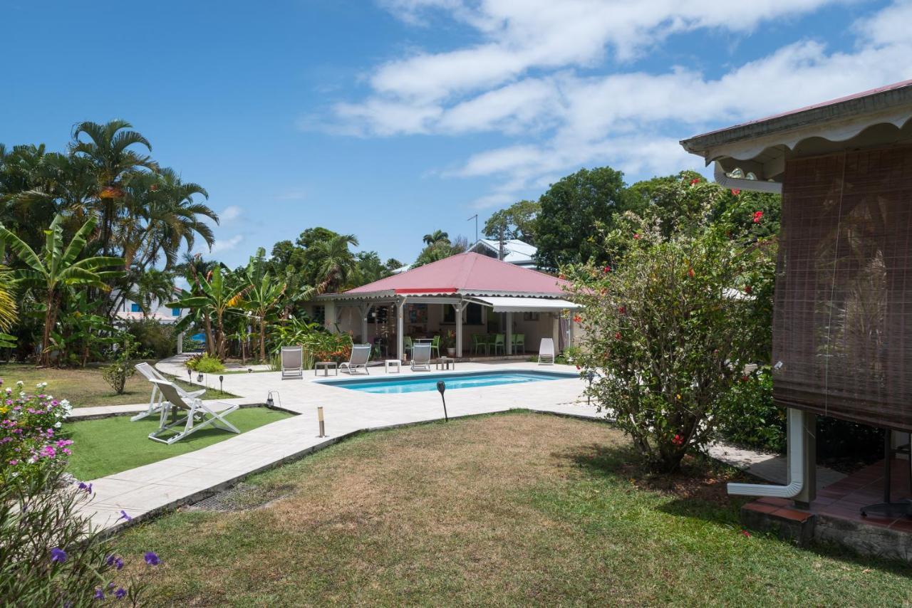 Hotel Les Bananiers Le Gosier  Bagian luar foto